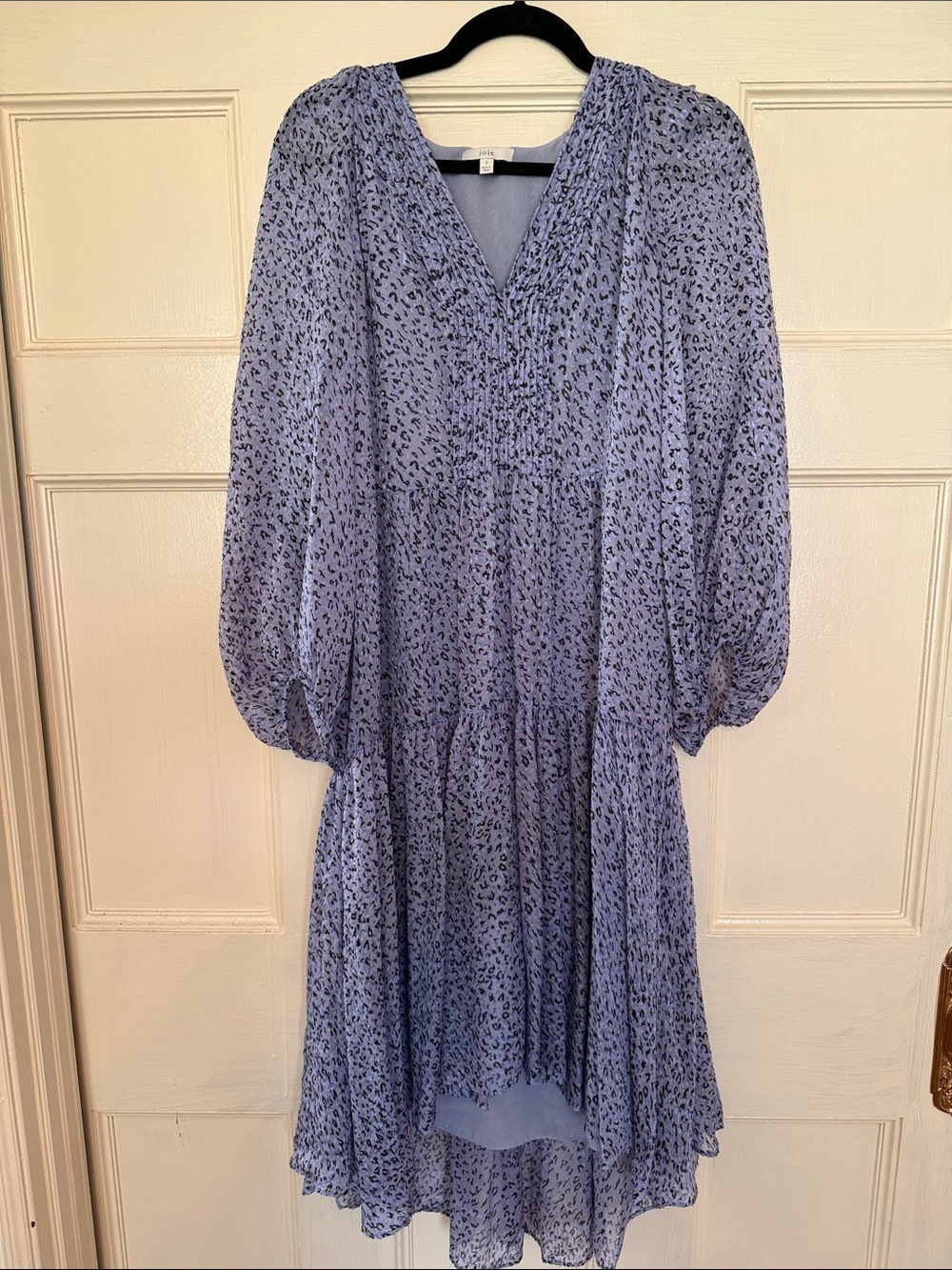 Light Purple Leopard Printed V-Neck Balloon Sleeve Dress